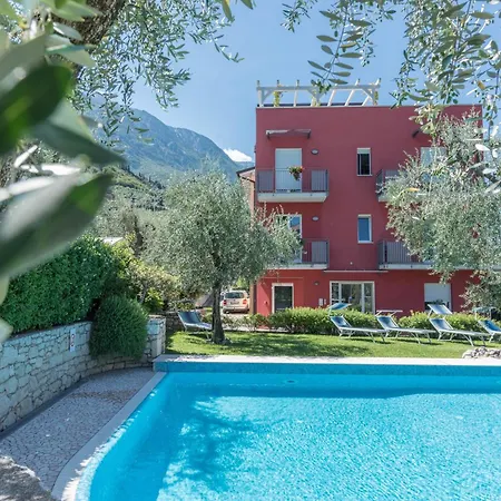 La Pergola Bilocale Uno Apartmán *
