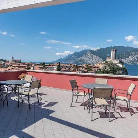 La Pergola Bilocale Uno Malcesine