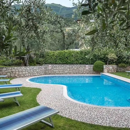 La Pergola Bilocale Uno Apartamento Malcesine